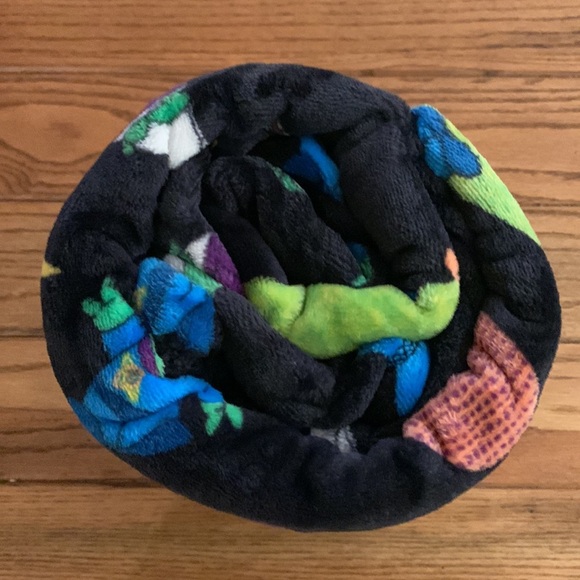 Disney’s Toy Story Buzz Lightyear Throw Blanket - Picture 3 of 8